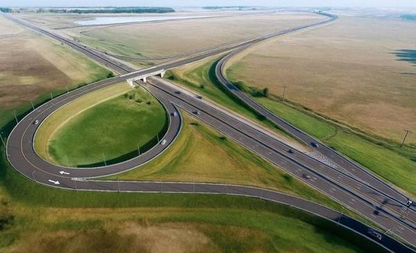 Nuevo acceso a la Autopista Bs.As - La Plata: beneficiará a más de 36 mil conductores