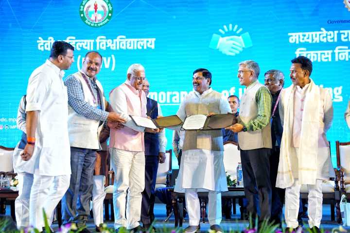 Madhya Pradesh secures ₹15,896 crore investments, 64,085 new jobs in tech sectors