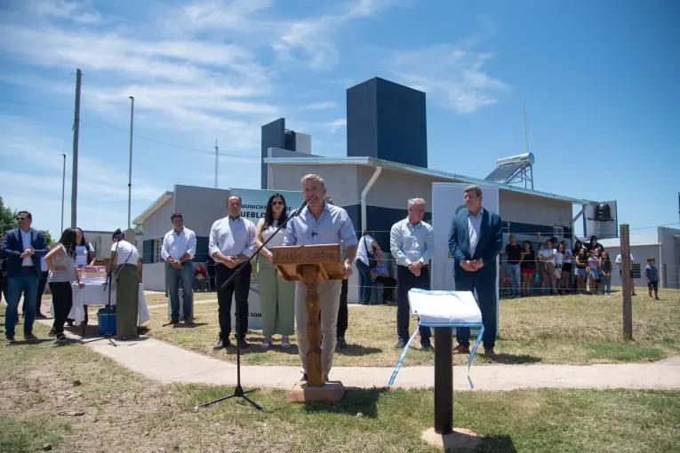 Frigerio visitó Pueblo Liebig: inauguró viviendas y un nuevo centro de salud