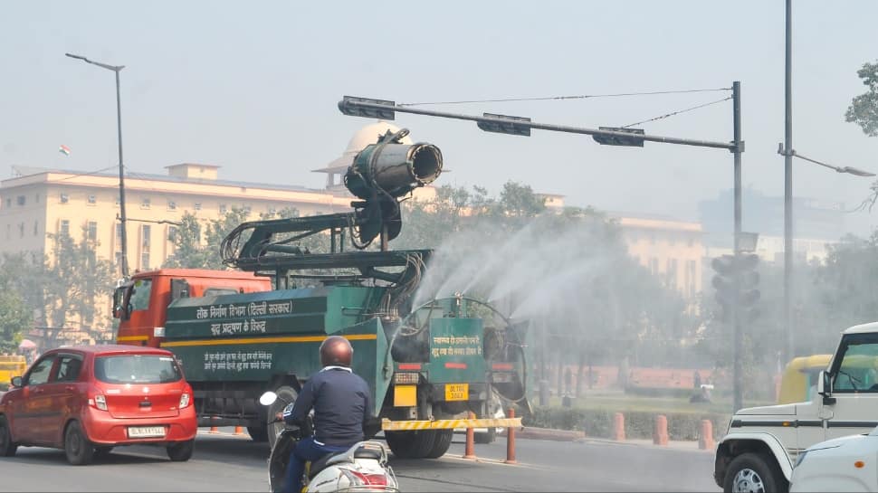Delhi AQI 418 'Severe' For 2nd Day: Stubble Burning Hits 22.5% As GRAP III Curbs Continue