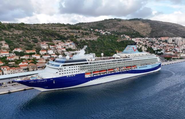 Tourist ‘falls from Tui-operated cruise ship’ near the Canary Islands