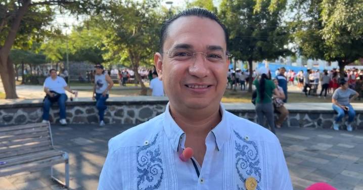 Denuncia dirigente del SNTE 6 suplantación de identidad para obtener información de planteles