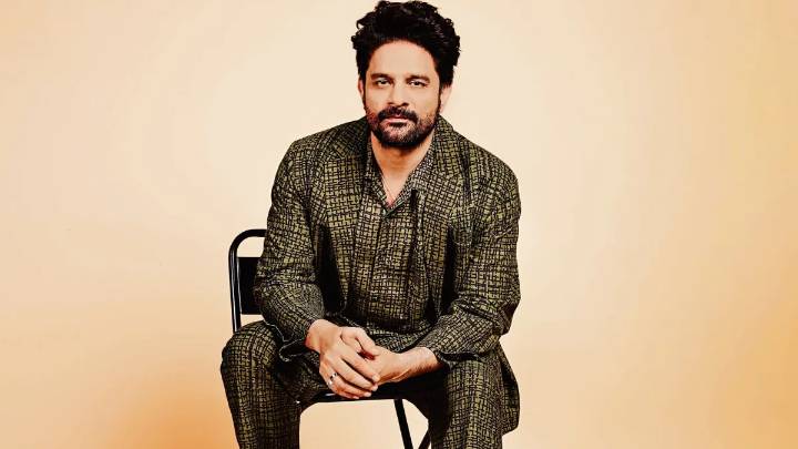 Jaideep Ahlawat Says Amitabh Bachchan’s Films Marked Child Birth In His Village: 'Deewar, Don Were Screened'