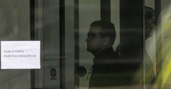 Por mayoría, Corte Suprema de Brasil mantiene a Bolsonaro encarcelado