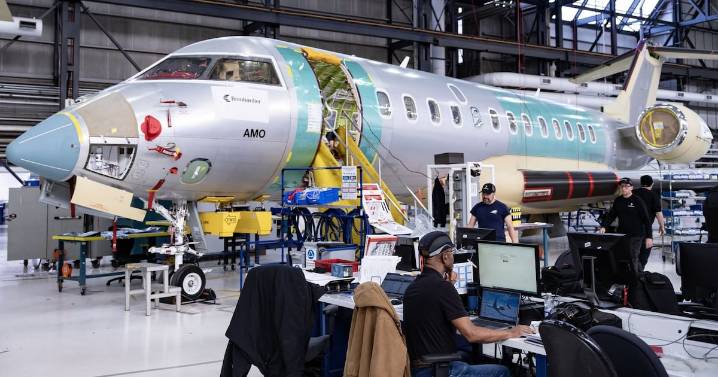 Bombardier quarterly revenue beats estimates