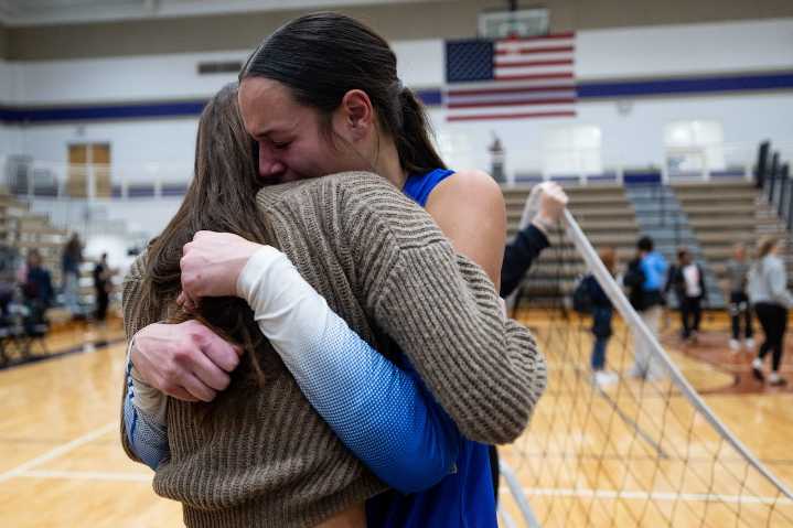See photos as Lake Fenton takes down Goodrich in volleyball regional final