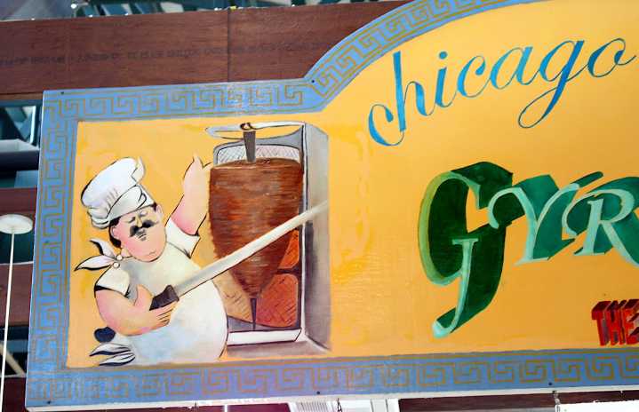 Curious Nashville: Why do we have Chicago-style gyro restaurants?