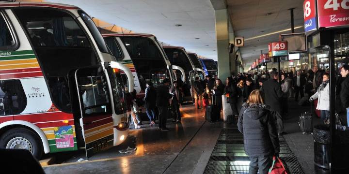 Alerta sanitaria por una familia de turistas con sarampión que circuló por CABA y siete provincias del país