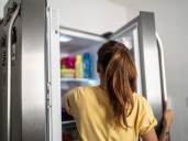 Para qué sirven los pequeños orificios que tienen los freezer en las heladeras