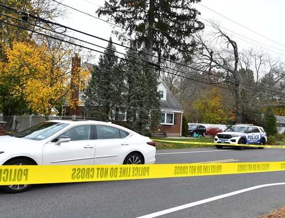 Mujer que paseaba su perro en estado crítico tras ser atropellada