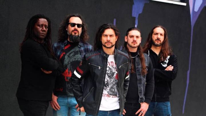 Leo Jiménez, la poderosa voz del heavy metal español, regresa a Cali con un show demoledor