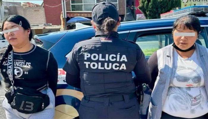 Detenidas tras robar teléfono a un peatón
