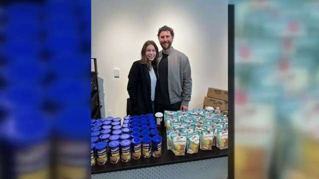 'All the Fixins' event helps families stock up for Thanksgiving dinner