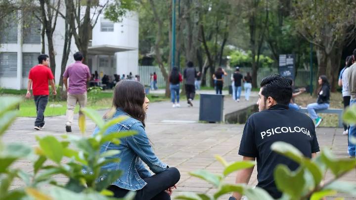 Suspenden actividades en escuelas de Uruapan tras asesinato de Carlos Manzo