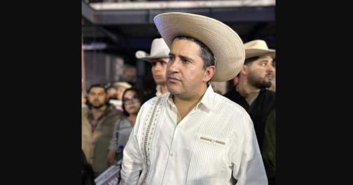 Carlos Manzo, alcalde de Uruapan, muere tras ataque armado durante evento público en Michoacán; esto se sabe