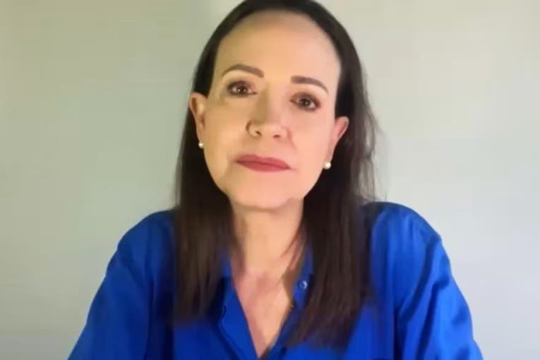 Corina: "las últimas horas de Maduro son oscuras y sangrientas, su poder se desmorona por dentro"