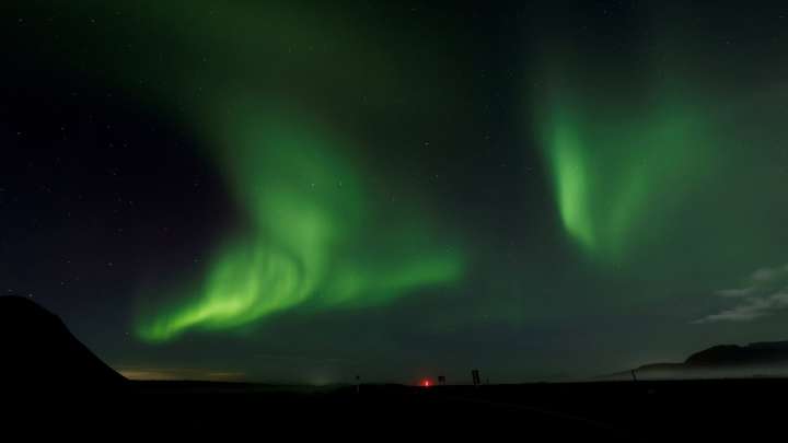 Tormenta Solar: ¿Las Auroras Boreales Son Peligrosas? Qué Hay Detrás de Sus Colores Brillantes
