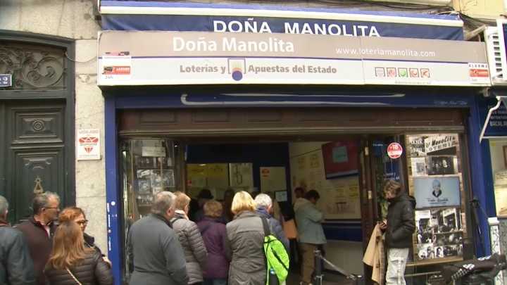 Doña Manolita: donde cada año empieza el sueño del Gordo More