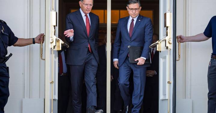 Shutdown stalemate set to drag into sixth week as Trump pushes Republicans to change Senate rules