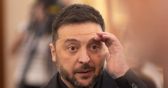 Trump Tries to Screw Ukraine Into Thanksgiving Surrender