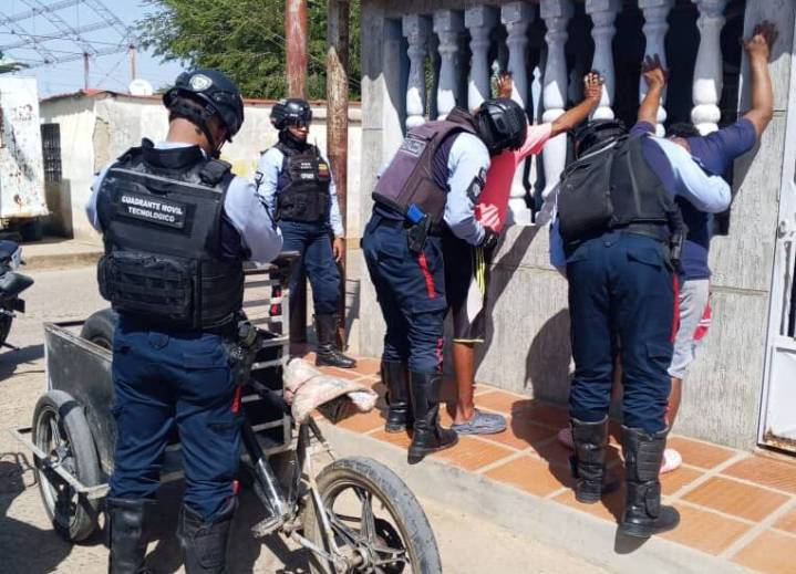 Operativo policial arrasa con la delincuencia y restitute la paz en Falcón: ¡la comunidad celebra!