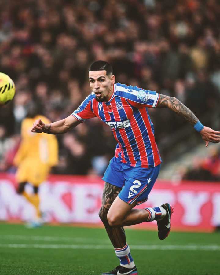 Daniel Muñoz y la impresionante jugada que se volvió viral en Inglaterra