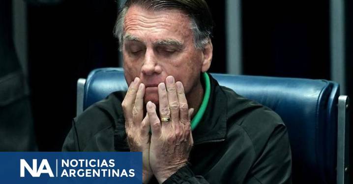Bolsonaro pide al Supremo de Brasil cumplir condena por golpismo en casa