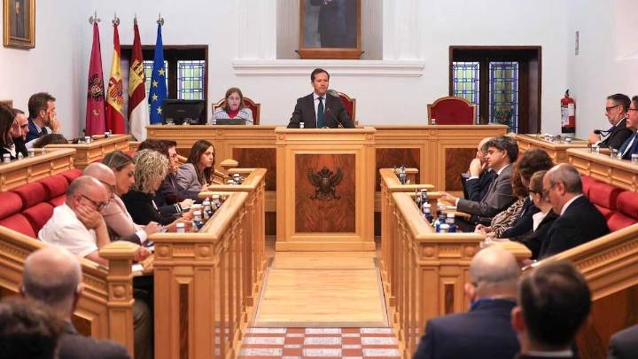 Velázquez anuncia convenio para desbloquear la estación de autobuses de Toledo