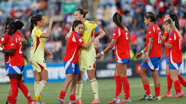Cómo formaría la "Roja" femenina hoy para su duelo ante Perú por las Clasificatorias al Mundial, a qué hora es y quién transmite Se jugará en la altura de Cusco.