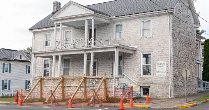 Woodstock Museum raising money to replace aging porch