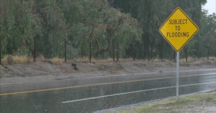 Kern County weather alert: Wet roads cause dangers