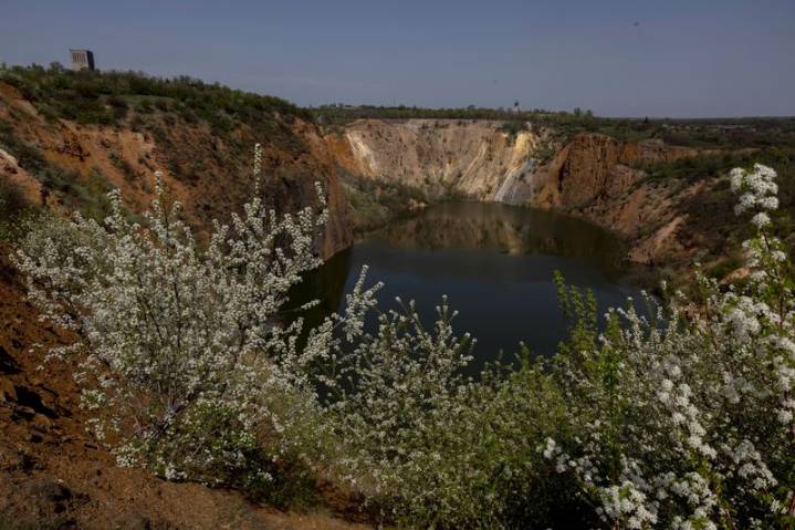 US-Ukraine critical minerals fund hires advisers A&M to identify projects