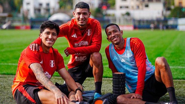 Selección peruana entrena en Sochi y se alista para enfrentar a Chile este martes