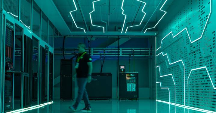 Inteligencia Artificial dará impulso de 25% a la IED, prevé IP