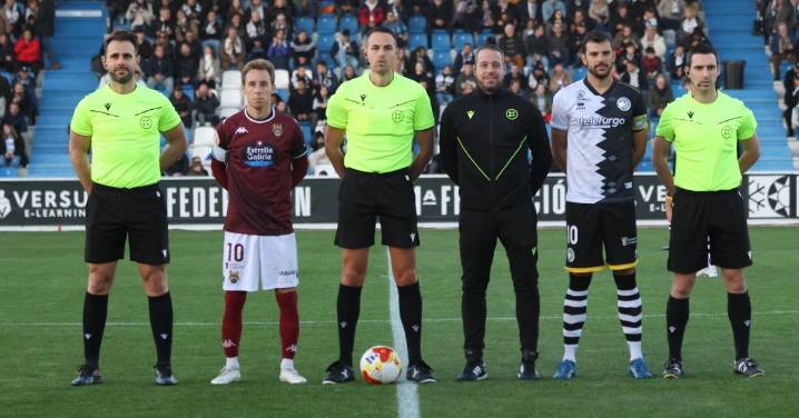 Partido entre Unionistas y Pontevedra en el Reina Sofía
