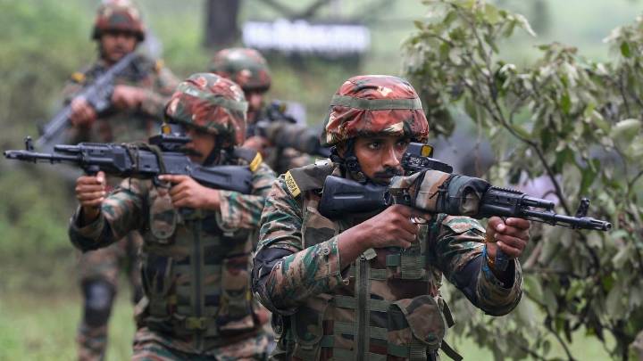 J-K: Search operations along Indo-Pak border in Kathua, Samba and Jammu