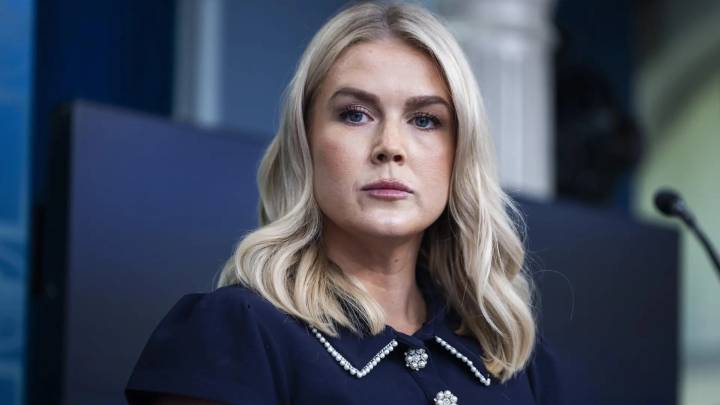 Agentes de inmigración detienen a una familiar de Karoline Leavitt, portavoz de la Casa Blanca