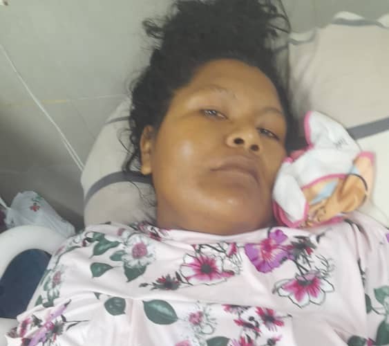 Iris Cabello fue trasladada en canoa a Tucupita y hoy necesita apoyo en Maturín