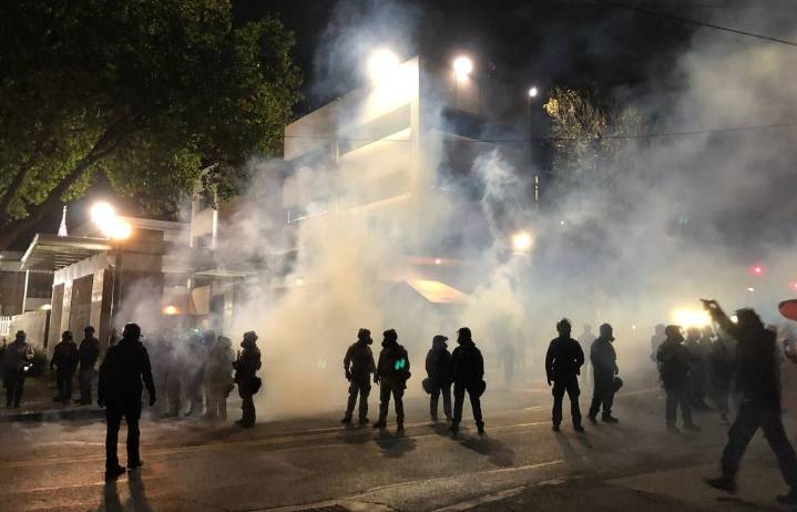 Can Oregon prosecute federal agents? State officials say they’ll try