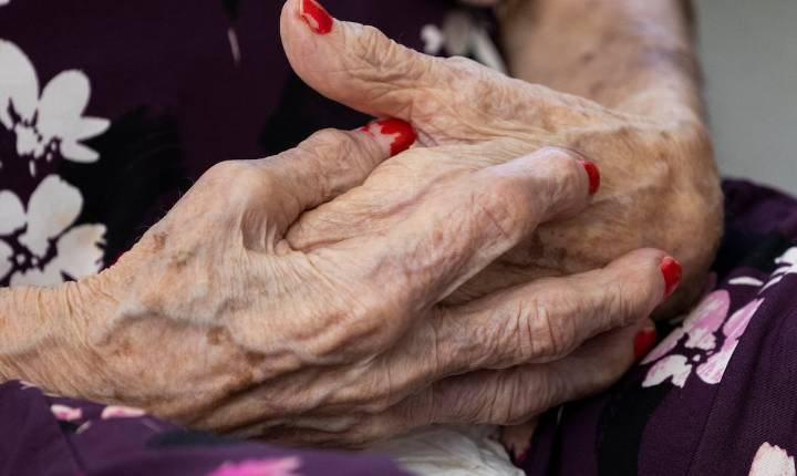 Octogenaria es agredida por un indigente en Santurce