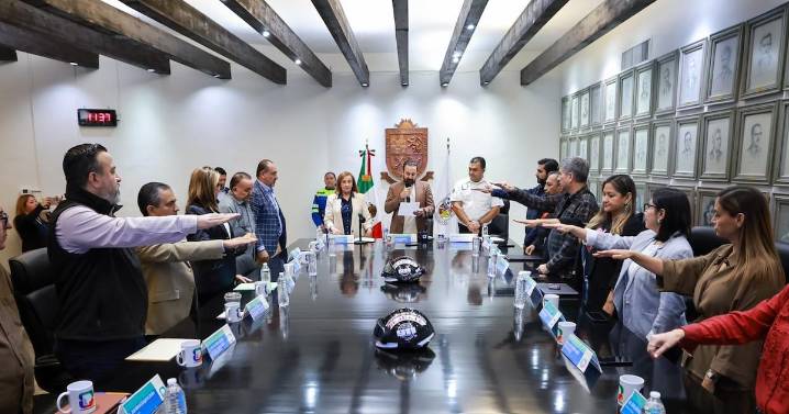 Van en San Pedro por la profesionalización de Protección Civil