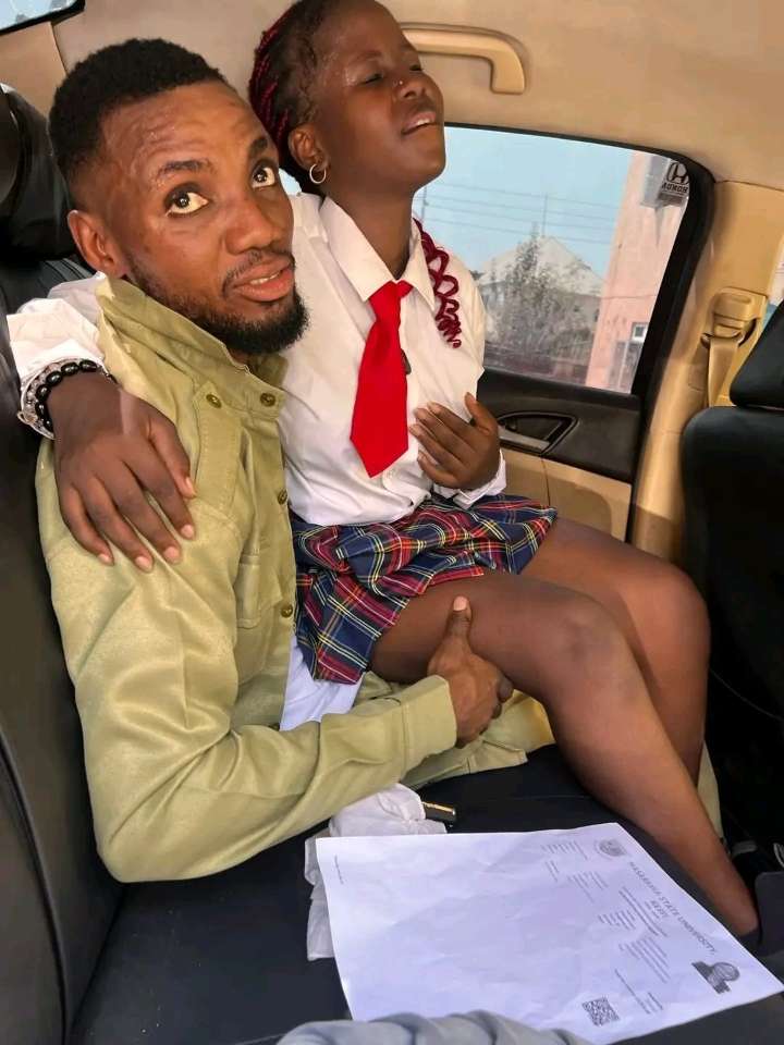 You Won’t Believe What This Couple Was Caught Doing on a Bus (Photo)