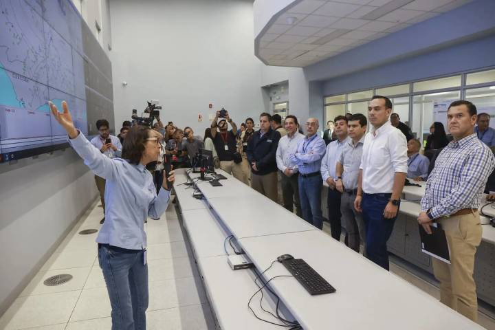 Presidente Jerí supervisa trabajo y respuesta inmediata de Sedapal ante emergencias