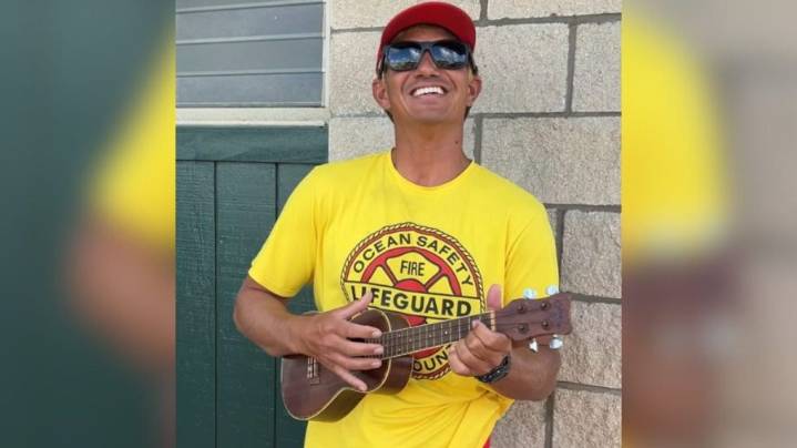 Hawaii lifeguard hospitalized after shark bite