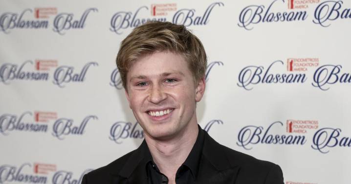 Robert Irwin, like sis Bindi, wins 'DWTS,' so crocodiles aren't his only claim to fame