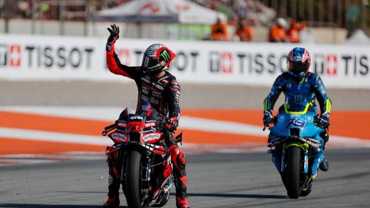 Bezzecchi logra la pole en Valencia con el nuevo récord del Circuit Ricardo Tormo