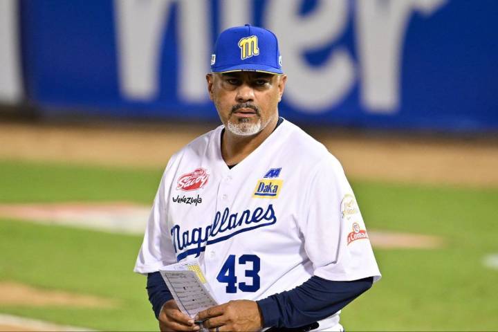 Magallanes despide a Eduardo Pérez y Lissón asume como interino