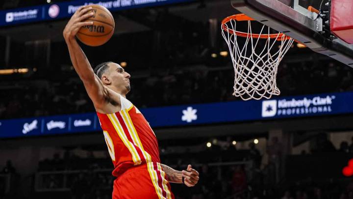 Hawks’ Zaccharie Risacher exits Suns clash after scary fall following dunk