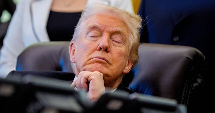 JD Vance Spills on Trump’s Wild Sleep Schedule