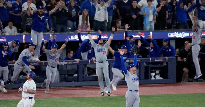 Blue Jays lose to Dodgers in extras, L.A. repeats as World Series champions